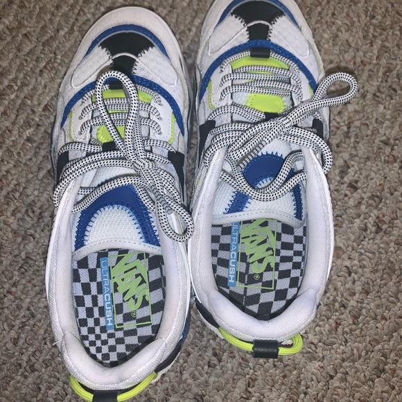 Vans - Picture 4 of 4